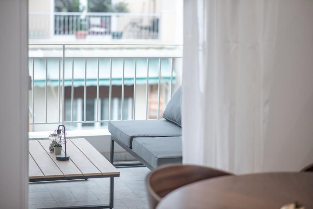 Spacious Penthouse Near Downtown アテネ エクステリア 写真