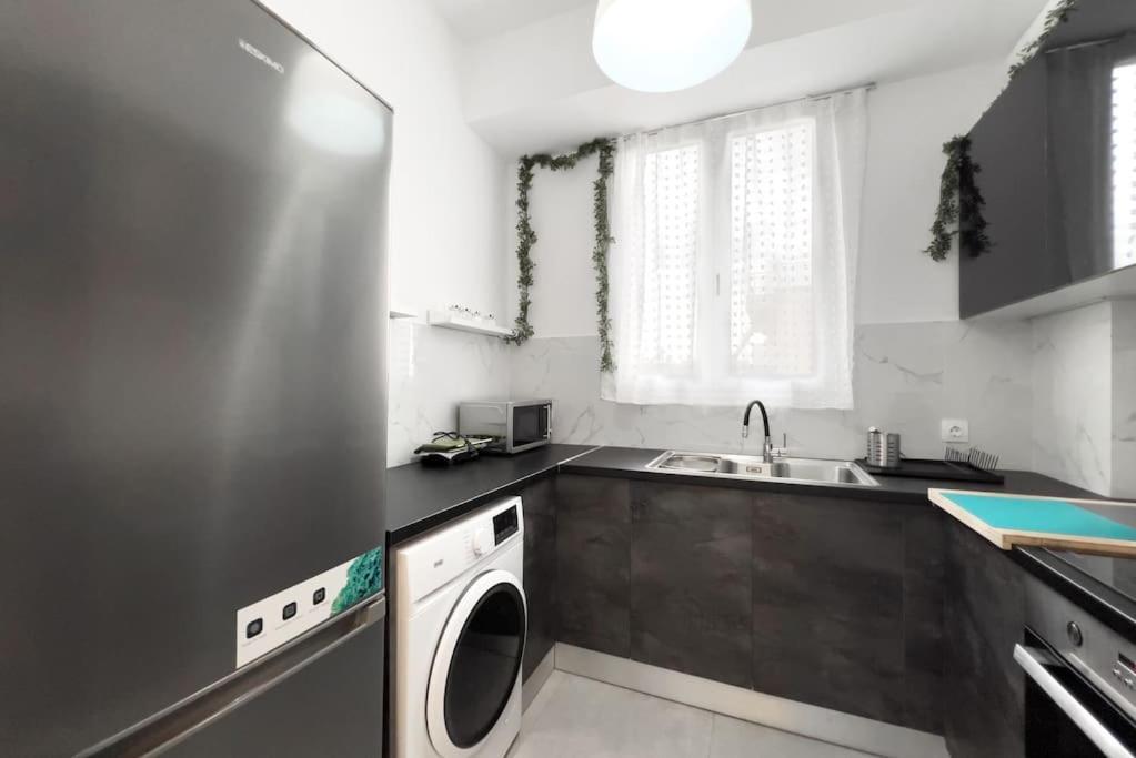 Spacious Penthouse Near Downtown アテネ エクステリア 写真