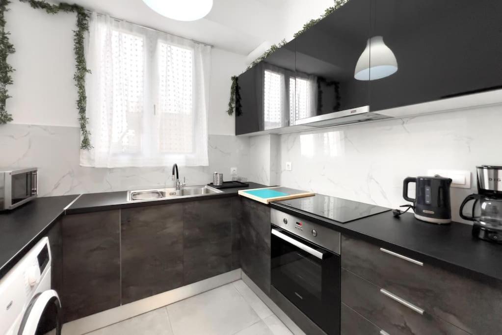 Spacious Penthouse Near Downtown アテネ エクステリア 写真