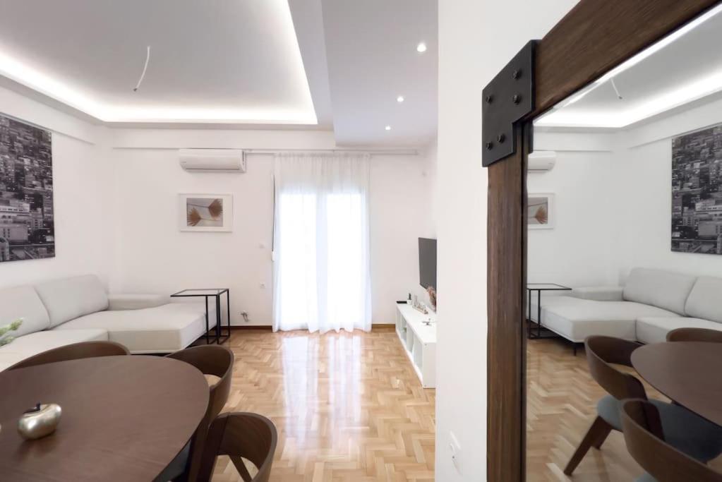 Spacious Penthouse Near Downtown アテネ エクステリア 写真