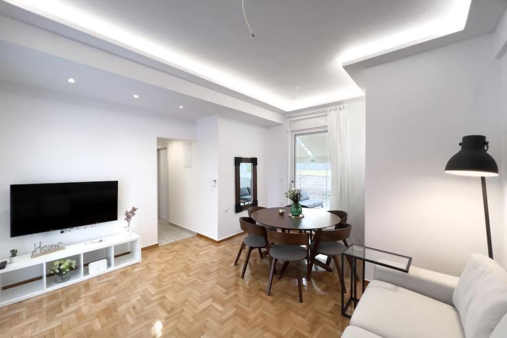 Spacious Penthouse Near Downtown アテネ エクステリア 写真