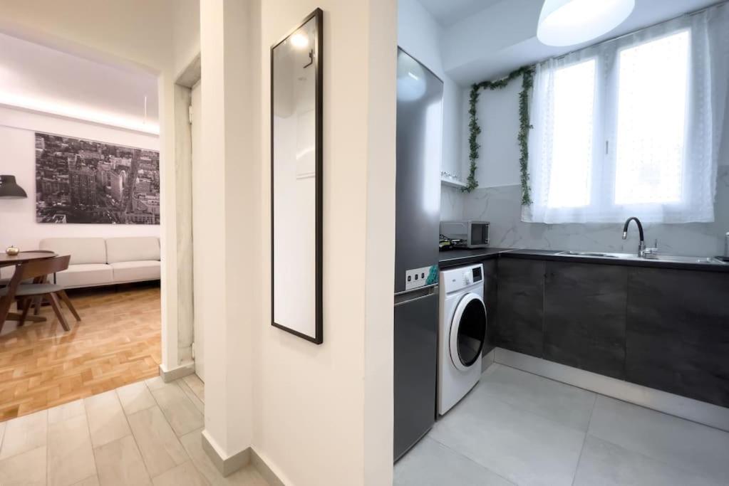 Spacious Penthouse Near Downtown アテネ エクステリア 写真