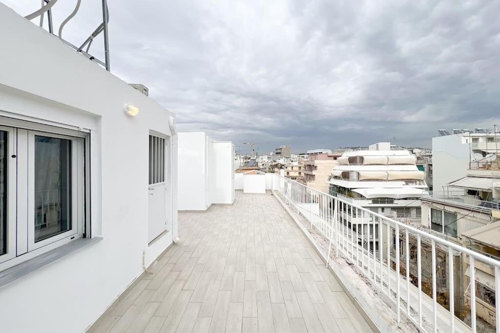 Spacious Penthouse Near Downtown アテネ エクステリア 写真